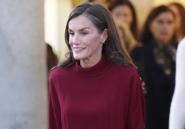 La reina Letizia guarda de su armario su vestido más favorecedor de Massimo Dutti en los Premios Innovación y Diseño